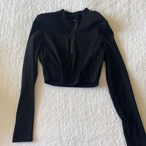Long sleeve zipper cropped top
